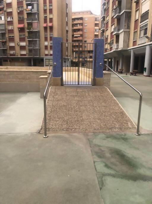 Апартаменты Nuevo Con Piscina A 2 Minutos Estacion Tren Ave Сарагоса Экстерьер фото